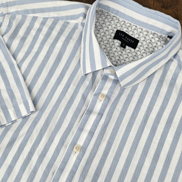 Ted Baker Other - Ted Baker Men's Short Sleeve Button Up Shirt Blue‎ White Striped Size 7 (3XL)